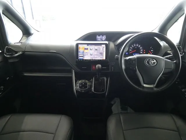 トヨタ ヴォクシー