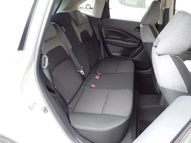 ノート（ニッサン）の車両写真