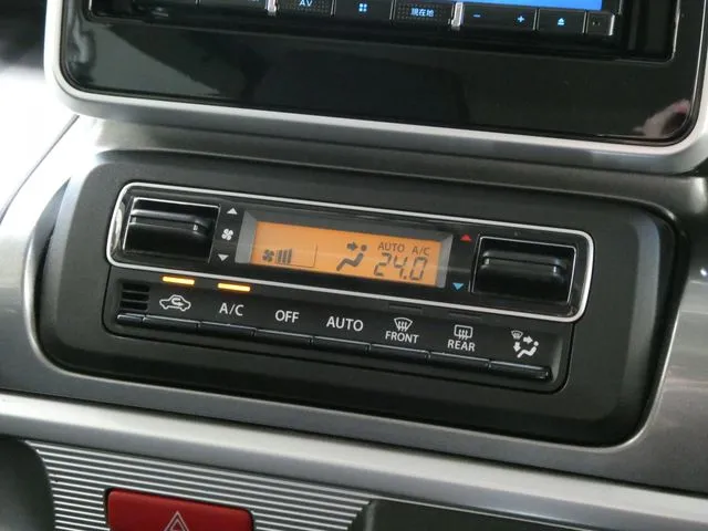 スペーシア　ギア（スズキ）の車両写真