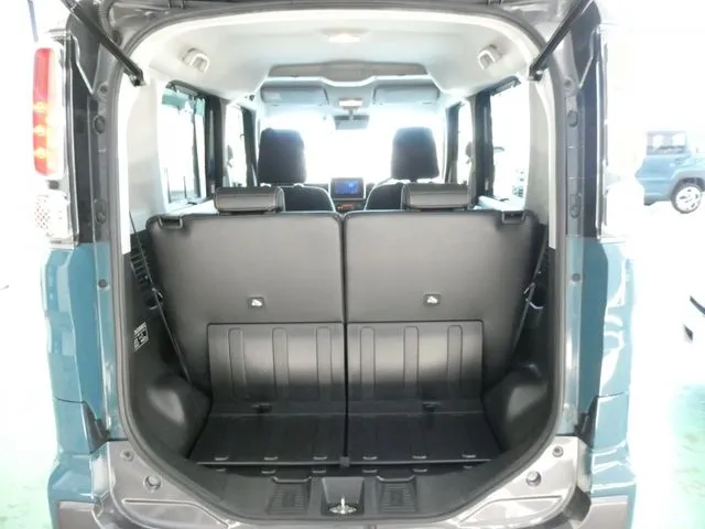 スペーシア　ギア（スズキ）の車両写真