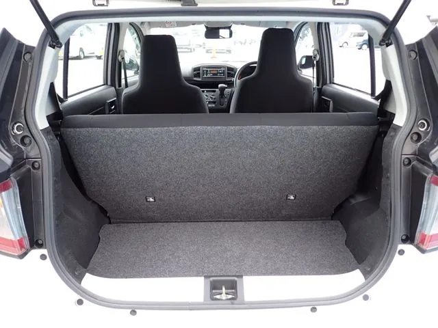 ミラ　イース（ダイハツ）の車両写真