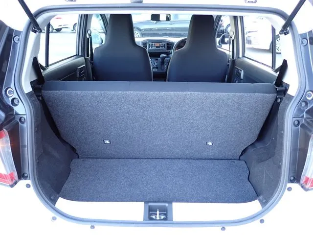 ミラ　イース（ダイハツ）の車両写真