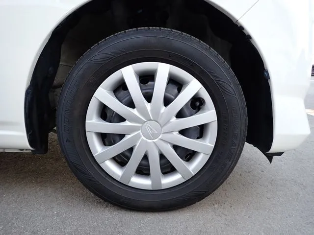 ミラ　イース（ダイハツ）の車両写真