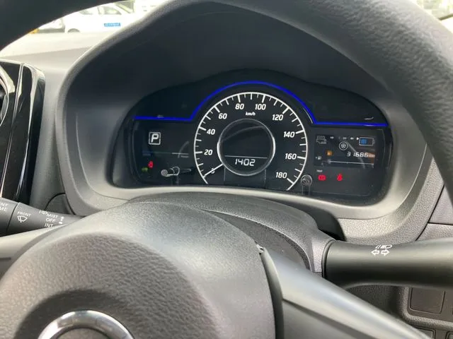 ニッサン　ノート