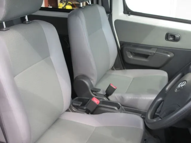 タウンエースバン 4WD(トヨタ)の車両写真