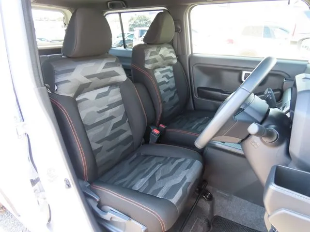 ダイハツ タフト