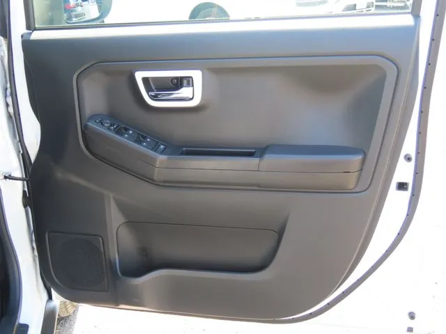 ダイハツ タフト