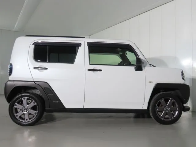 ダイハツ タフト