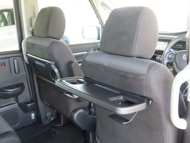 ステップワゴン　スパーダ（ホンダ）の車両写真