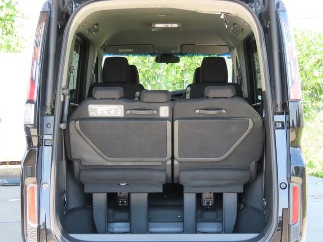 ステップワゴン　スパーダ（ホンダ）の車両写真