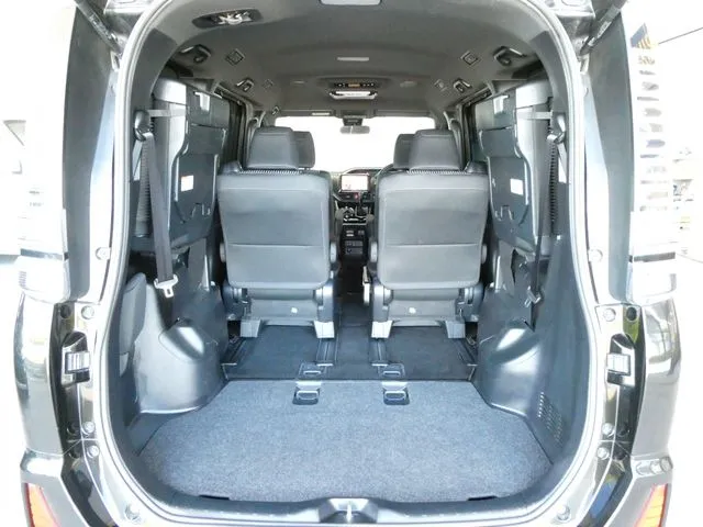 トヨタ ヴォクシー