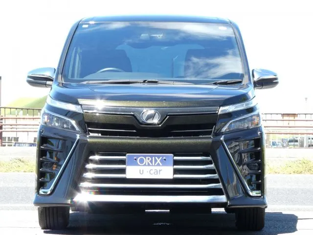 トヨタ ヴォクシー