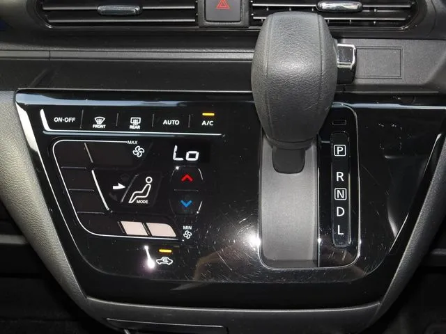 デイズ（ニッサン）の車両写真