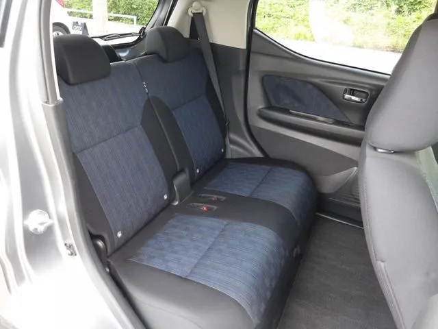 デイズ（ニッサン）の車両写真