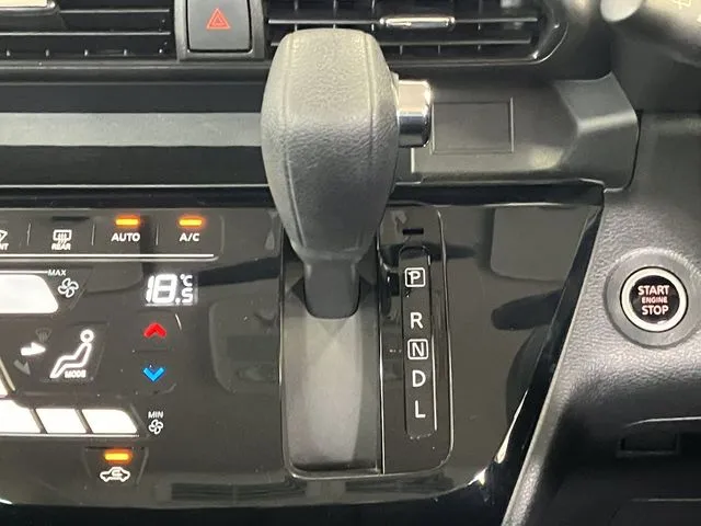 ルークス（ニッサン）の車両写真