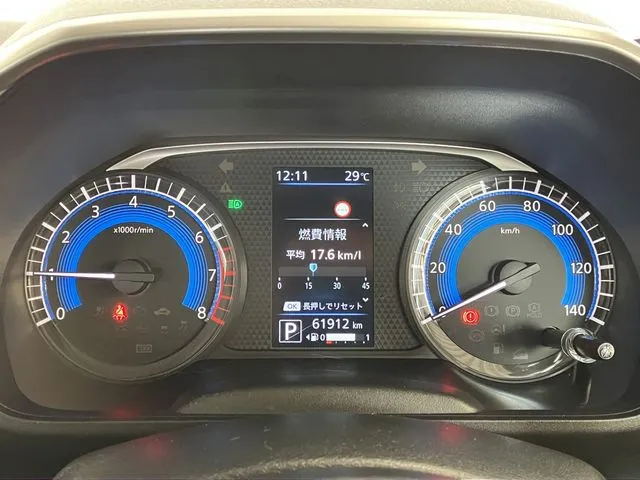 ルークス（ニッサン）の車両写真