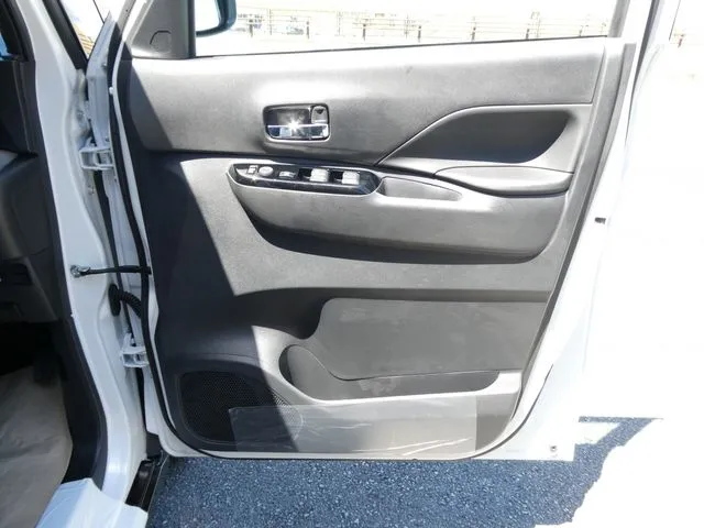 ミツビシ　デリカ　ミニ