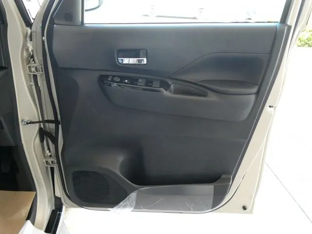 ミツビシ　デリカ　ミニ