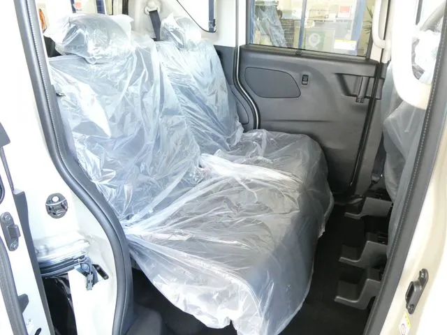 ミツビシ　デリカ　ミニ