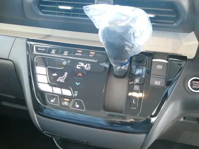 ミツビシ　デリカ　ミニ