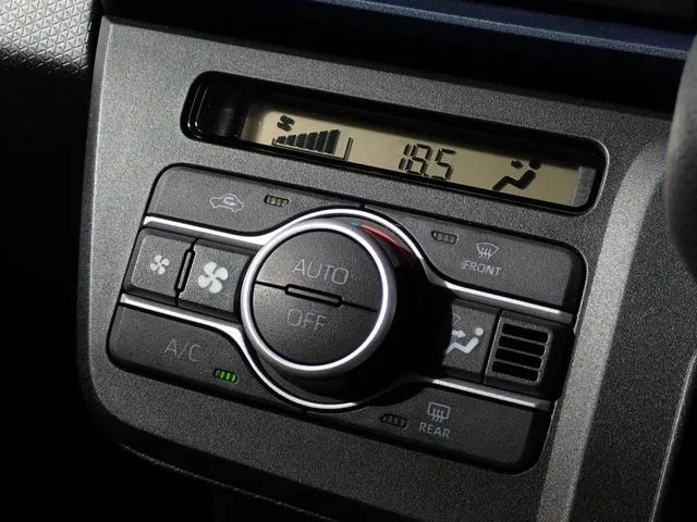 ダイハツ　タント