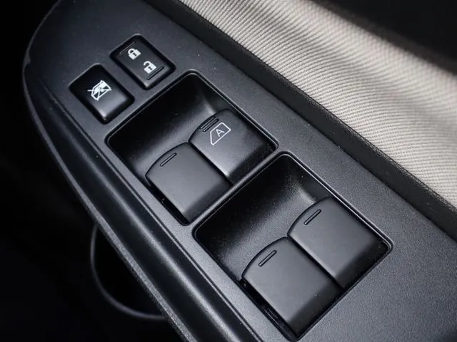 ノート(ニッサン)の車両写真