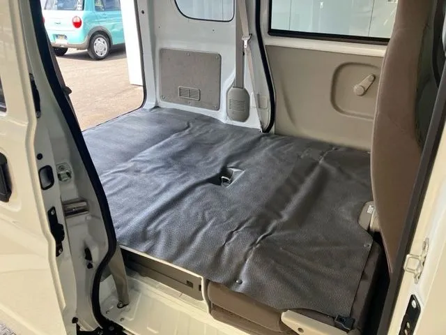 スズキ　エブリイバン