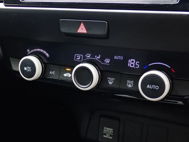 ホンダ　フィット　ｅ：ＨＥＶ