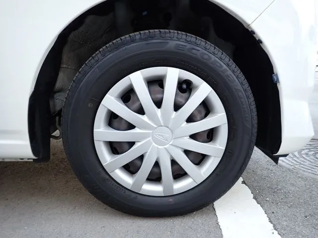 ミラ　イース（ダイハツ）の車両写真