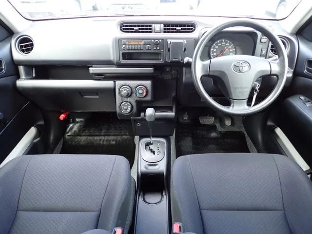 トヨタ　プロボックスバン　２ＷＤ