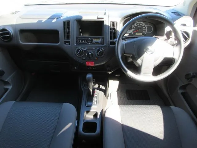 ニッサン NV150 AD 4WD