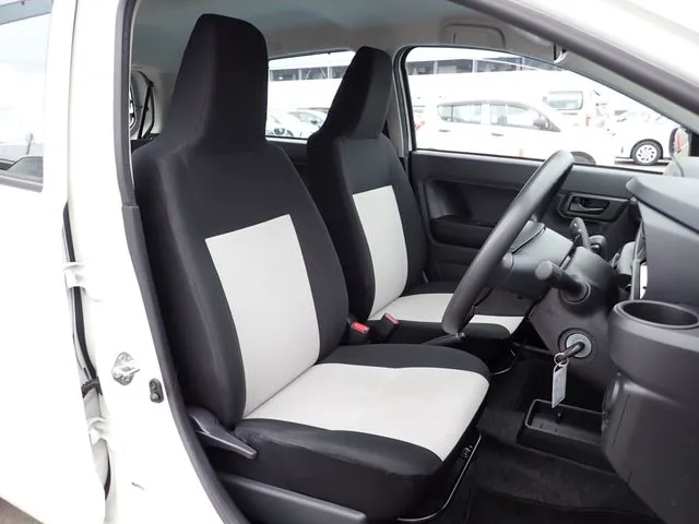 ダイハツ ミラ イース