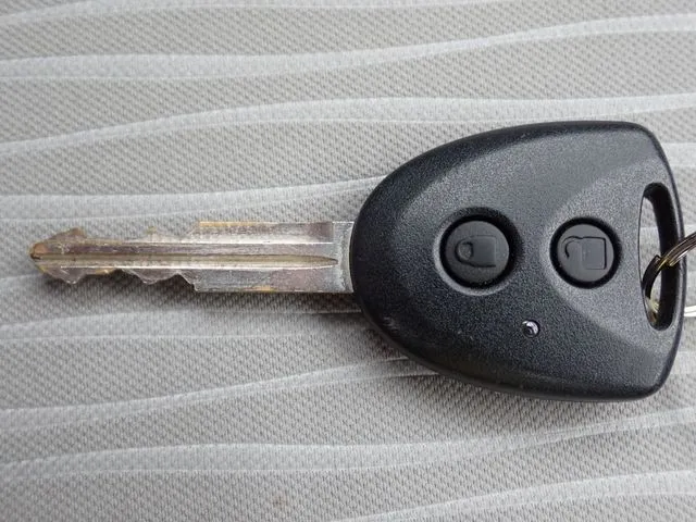 ダイハツ ミラ イース