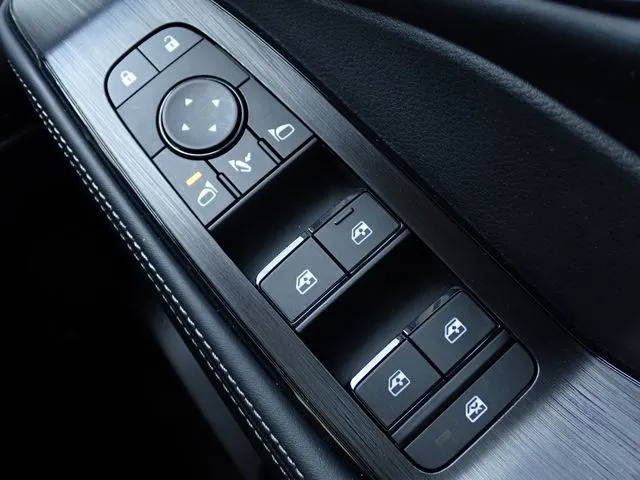 ニッサン　エクストレイル　ハイブリッド　２ＷＤ