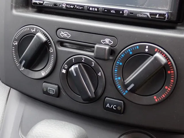 NV200バネットバン(ニッサン)の車両写真