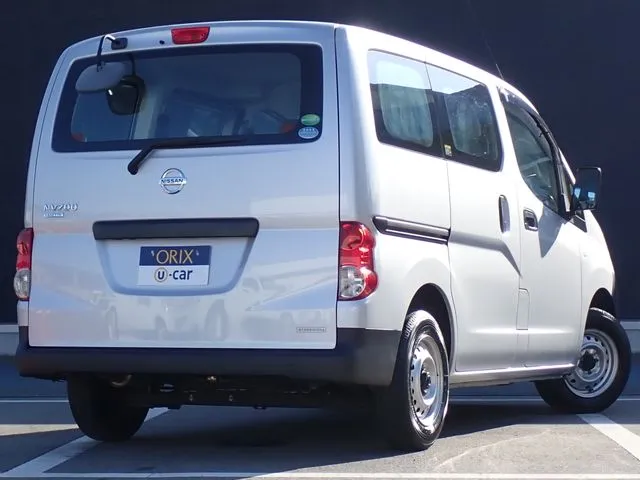 NV200バネットバン(ニッサン)の車両写真