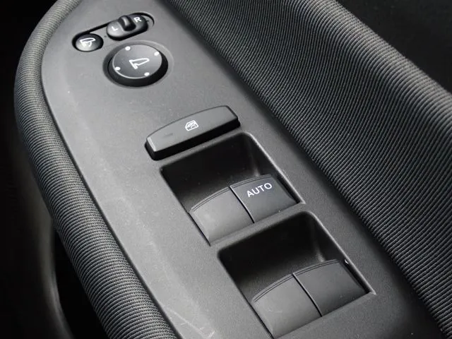 ホンダ　フィット　ｅ：ＨＥＶ