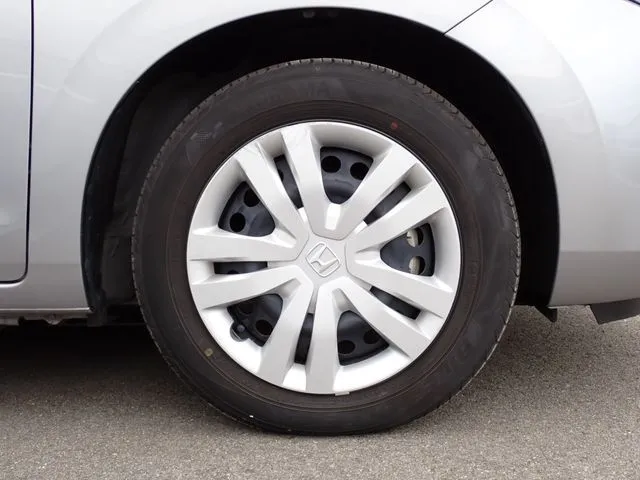 ホンダ　フィット　ｅ：ＨＥＶ