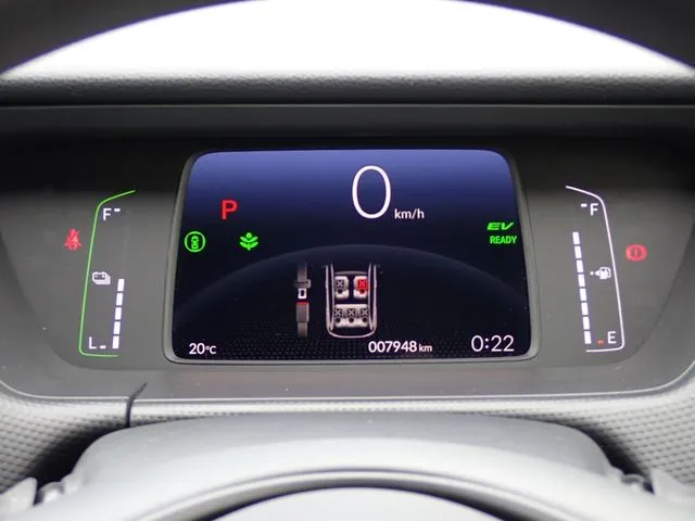 ホンダ　フィット　ｅ：ＨＥＶ