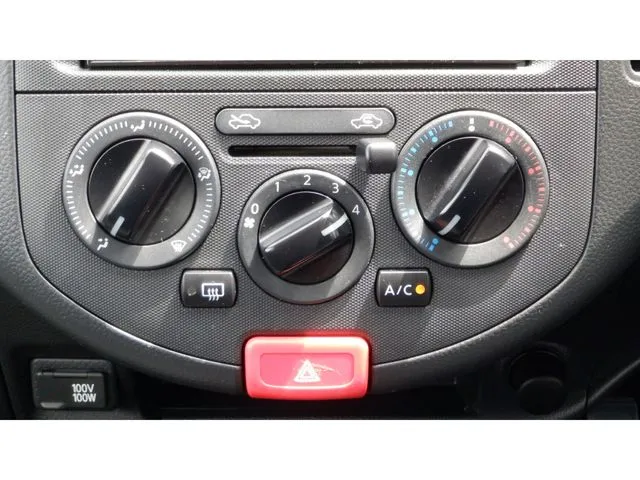 ニッサン　ＮＶ１５０　ＡＤ　２ＷＤ