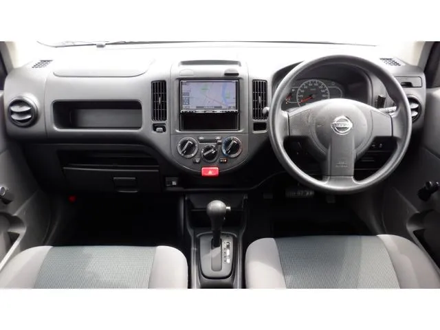 ニッサン　ＮＶ１５０　ＡＤ　２ＷＤ