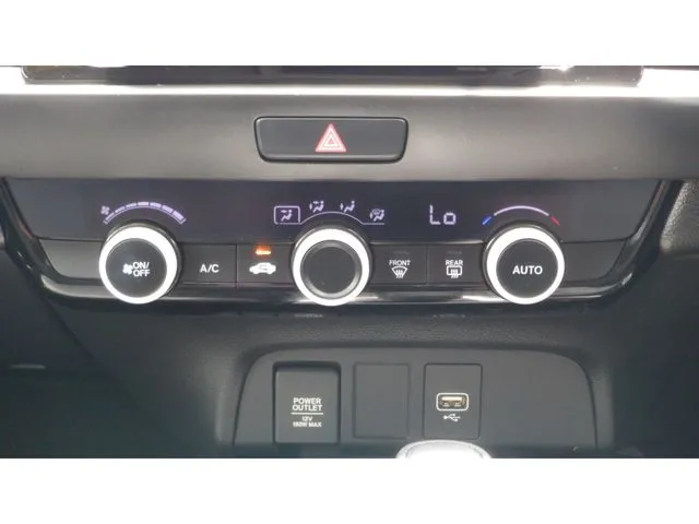 ホンダ フィット e:HEV