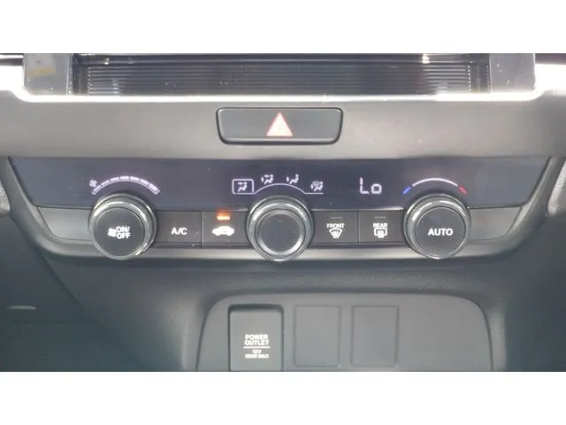 ホンダ　フィット　ｅ：ＨＥＶ