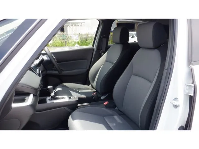 ホンダ　フィット　ｅ：ＨＥＶ