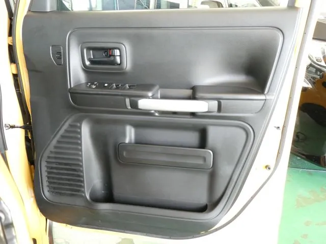 スペーシア　ギア（スズキ）の車両写真