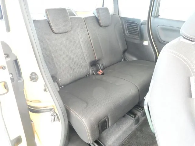 スペーシア　ギア（スズキ）の車両写真