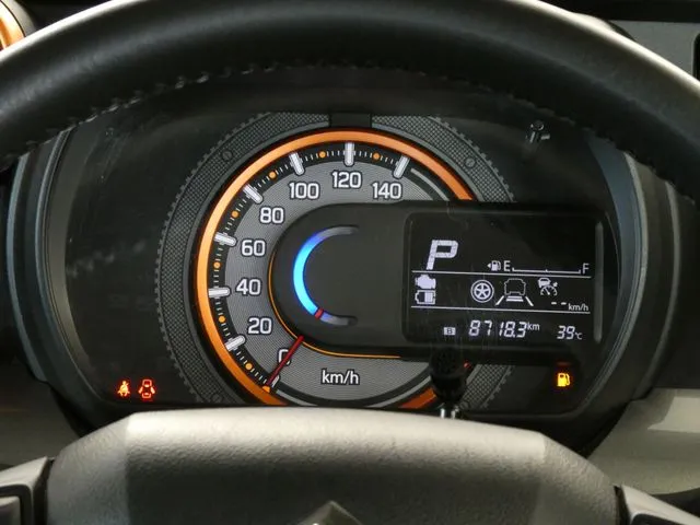 スペーシア　ギア（スズキ）の車両写真