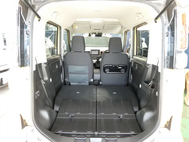 スペーシア　ギア（スズキ）の車両写真