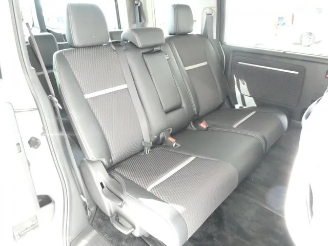 ステップワゴン　スパーダ（ホンダ）の車両写真