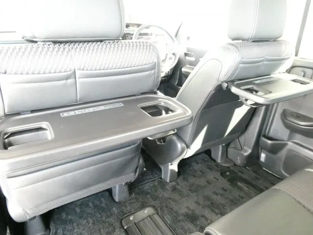 ステップワゴン　スパーダ（ホンダ）の車両写真